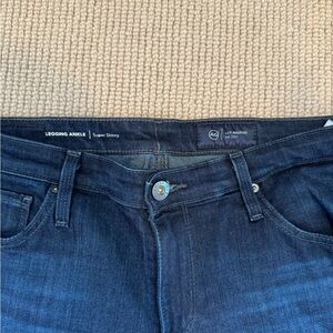 Like new AG Legging Ankle Super Skinny Jean, size 28